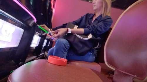 Persiste reto de casinos a Salud: permiten fumar a sus 'anchas'