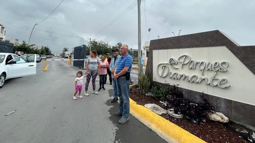 Persisten olores a químicos en colonias de García tras suspensión