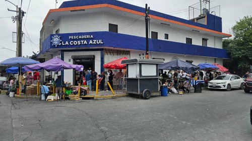 Genera Viernes Santo afluencia en pescaderías de Monterrey