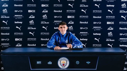 Phil Foden renueva con Manchester City hasta 2030