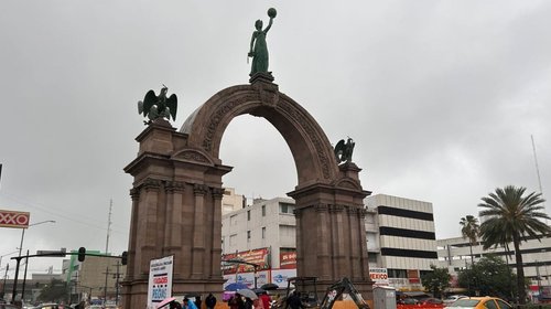 Pide INAH a Adrián detener obras en Arco de la Independencia