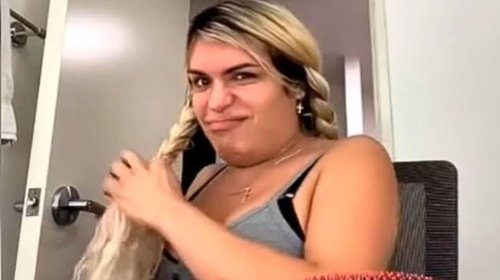 Venden piñatas de la influencer Wendy Guevara en Monterrey