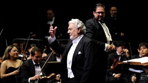 Plácido Domingo cautiva con mariachi durante gala en Guadalajara