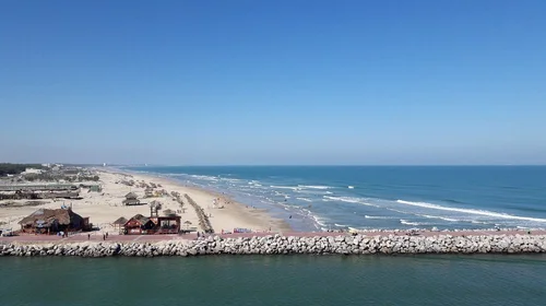 Playa Miramar recibe visitantes de varios estados