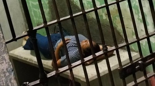 Pobladores de Oaxaca apresan a alcaldesa por presunta corrupción