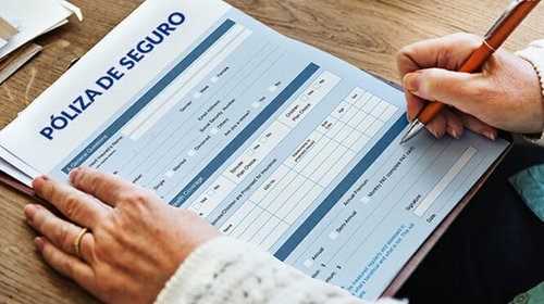 'Ponte las pilas' al contratar tu seguro de auto en línea