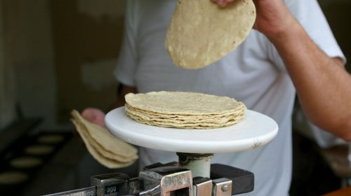 Aplicarían a regios un 'tortillazo'; precio subiría a $30 pesos