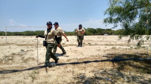 Inspeccionan predio de fosas clandestinas en Escobedo
