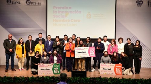 Premian a estudiantes por sumarse a la lucha contra el hambre