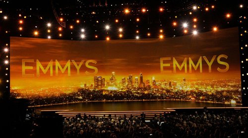 Se posponen Premios Emmy por huelgas en Hollywood