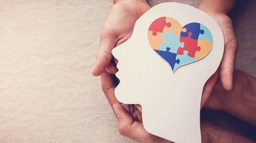 Alistan programa federal de salud mental tras ataque en escuela