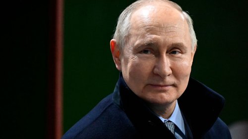 Putin acusa a Ucrania de derribar avión con prisioneros de guerra