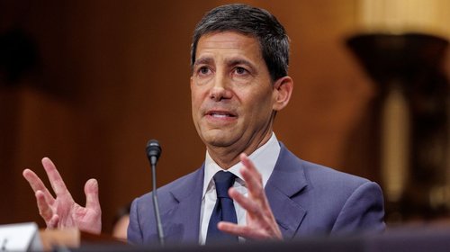 Ratifican a Kevin Warsh como nuevo presidente de Reserva Federal