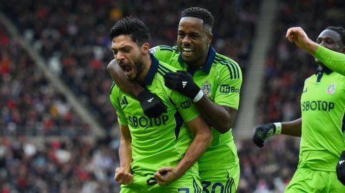 Asciende Raúl Jiménez al top 5 de goleadores del Fulham