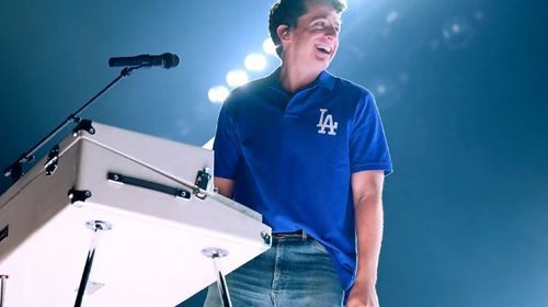 Charlie Puth cancela concierto por problemas de salud