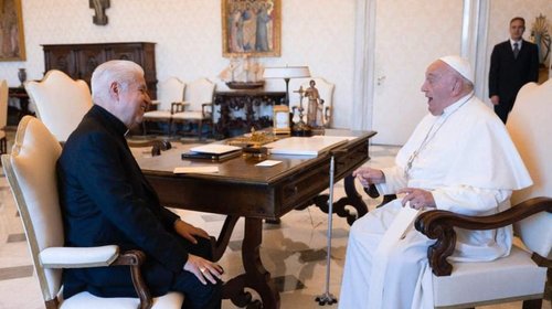 Recibe Papa a Arzobispo de Monterrey para platicar 'sobre México'