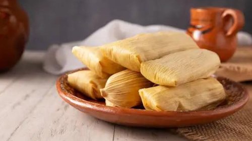 Regalan 2 docenas de tamales por pagar predial en Guadalupe