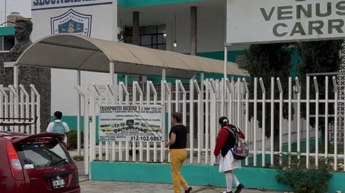Regresan a clases más de un millón de estudiantes en Nuevo León