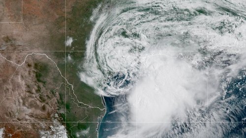 Remanentes de tormenta tropical Arthur azotan al sureste de EUA