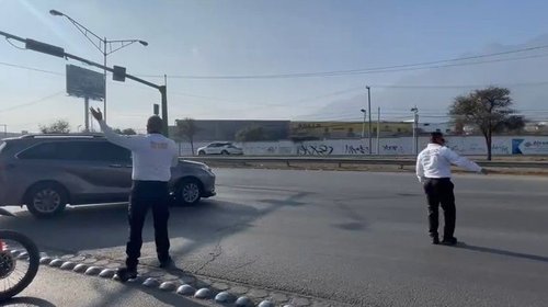 Modifican retorno ubicado frente a MADISA en Santa Catarina