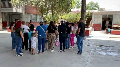 Garantizan graduación en secundaria pese a robo de dinero
