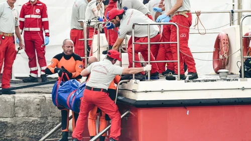 Revelan causa de muerte de víctimas del naufragio de superyate