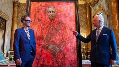 El rey Carlos III devela su primer retrato oficial