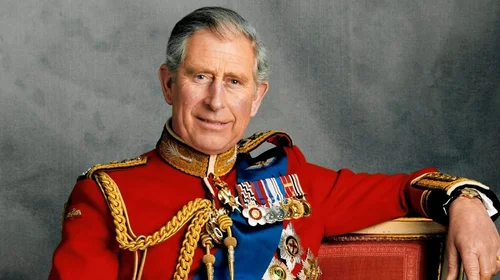 Carlos III nombra caballeros a figuras del deporte, cine y música