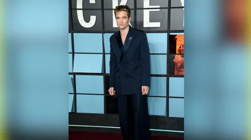 'Mickey 17': sátira, ciencia ficción y Robert Pattinson