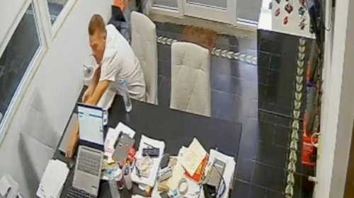 Captan a ladrón robando computadora en el centro de Monterrey