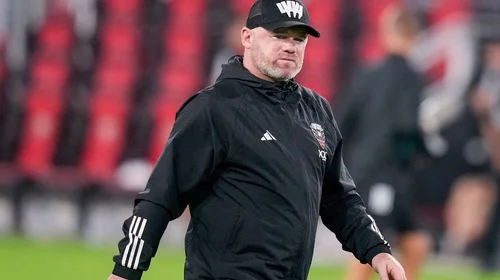 Rooney es destituido del Plymouth, último lugar en Championship