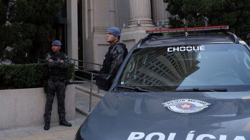 Estudiante armado mata a 2 y hiere a 5 en escuela en Brasil