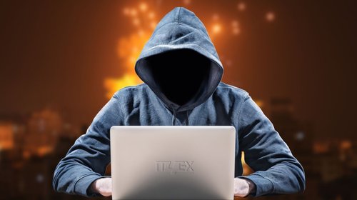 Rusia ataca región ucraniana y hackeo tumba redes de comunicación