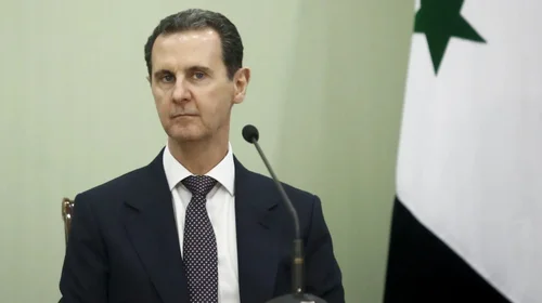 Salí de Siria a petición de Rusia, asegura Bashar al Assad