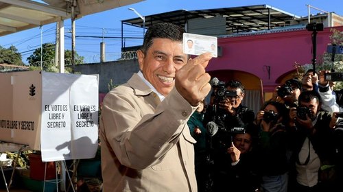 Celebran votaciones para revocación de mandato en Oaxaca