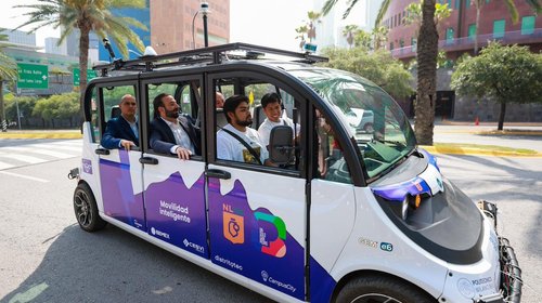 Estrena San Pedro el primer minibús autónomo de cara al Mundial 