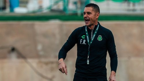 Santos Laguna despide a su director técnico Francisco Rodríguez