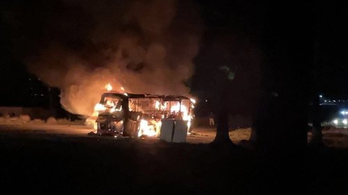 Se salvan peregrinos tras incendio de camión en Coahuila