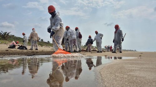 Siguen investigaciones por derrame en Golfo de México: Gobierno