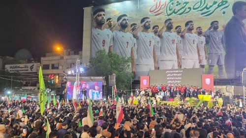 Iraníes despiden a su selección rumbo al Mundial ante tensión