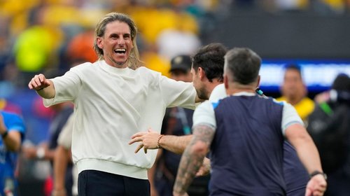 Ecuador despide a Sebastián Beccacece tras derrota contra México