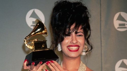 Exhiben legado de Selena Quintanilla en Los Ángeles