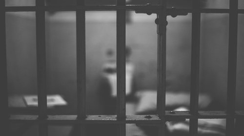 Sentencian a excura a 25 años de prisión por abusos sexuales