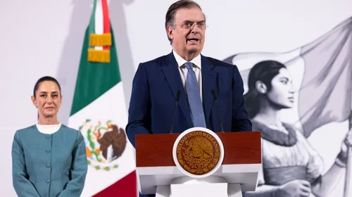 Gobierno anuncia inversión de Amazon de $5,000 mdd en Querétaro