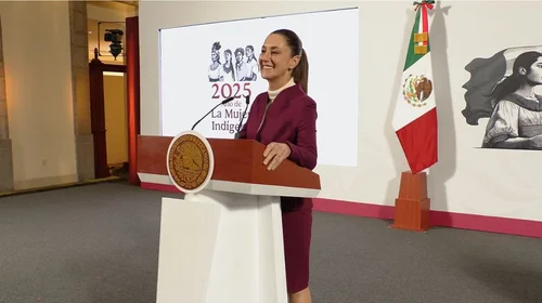 Celebra Sheinbaum su cumpleaños en Palacio Nacional
