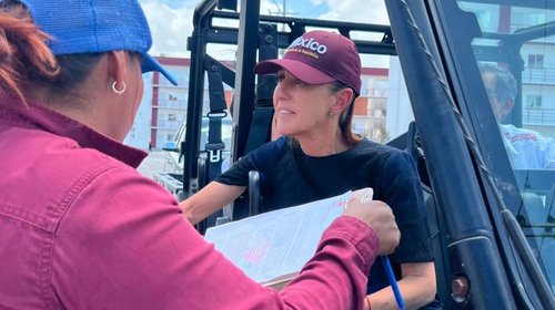 Recibe Claudia Sheinbaum a madres buscadoras de Tamaulipas