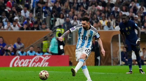 Subastarán las camisetas de Messi en el Mundial de Qatar