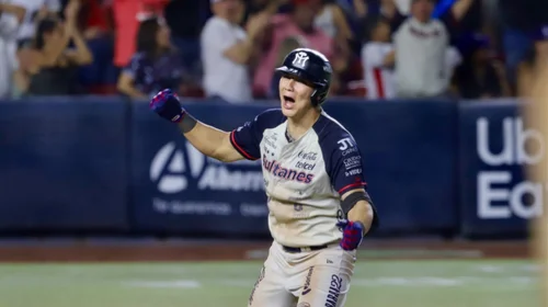 Triunfa Sultanes y avanza a la final de la zona norte