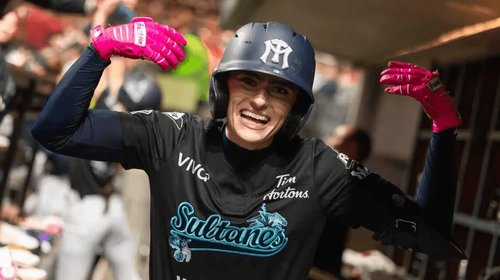Sultanes Femenil vence a Diablos y lidera la Serie de la Reina