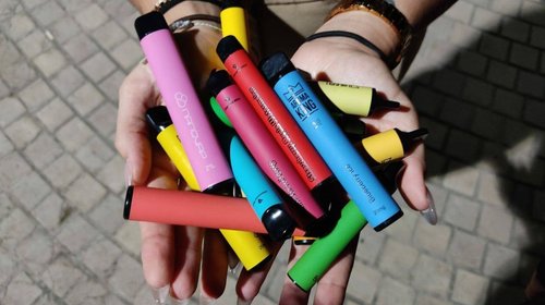 Tabaqueras promueven con engaños consumo en jóvenes: Conasama